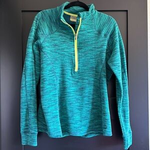Ladies sporty pullover
